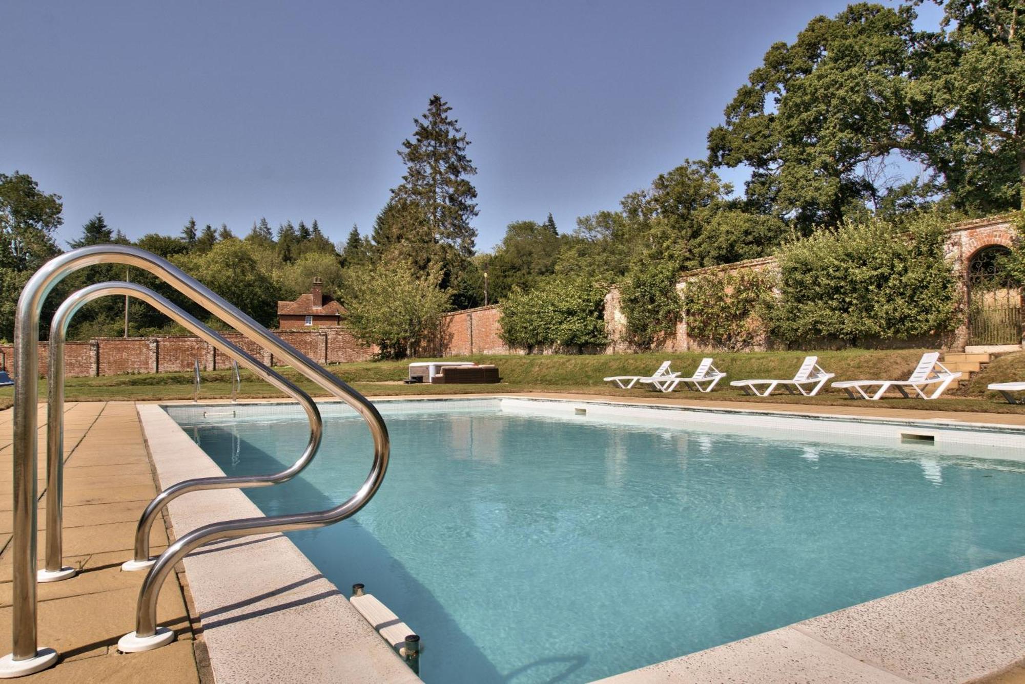 Holiday home Alward House By Group Retreats Salisbury